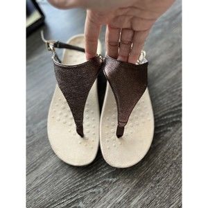 Vionic Women’s Kirra Metallic Leather Thong Backstrap Sandals US 7.5